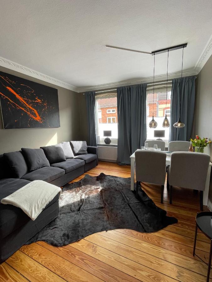 Altbaucharme Deluxe Mit Balkon In Zentraler Lage Apartamento Kiel Exterior foto