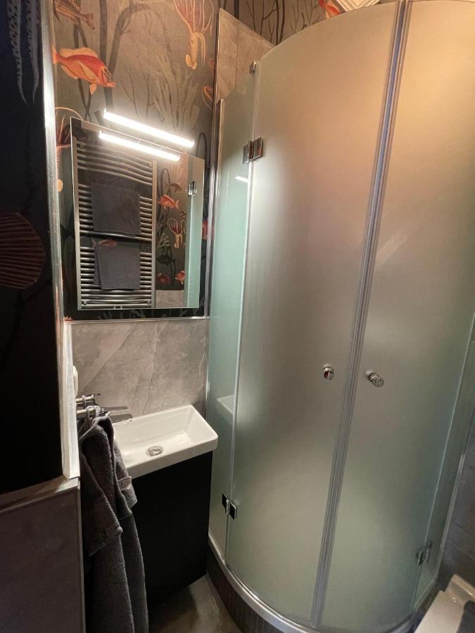 Altbaucharme Deluxe Mit Balkon In Zentraler Lage Apartamento Kiel Exterior foto